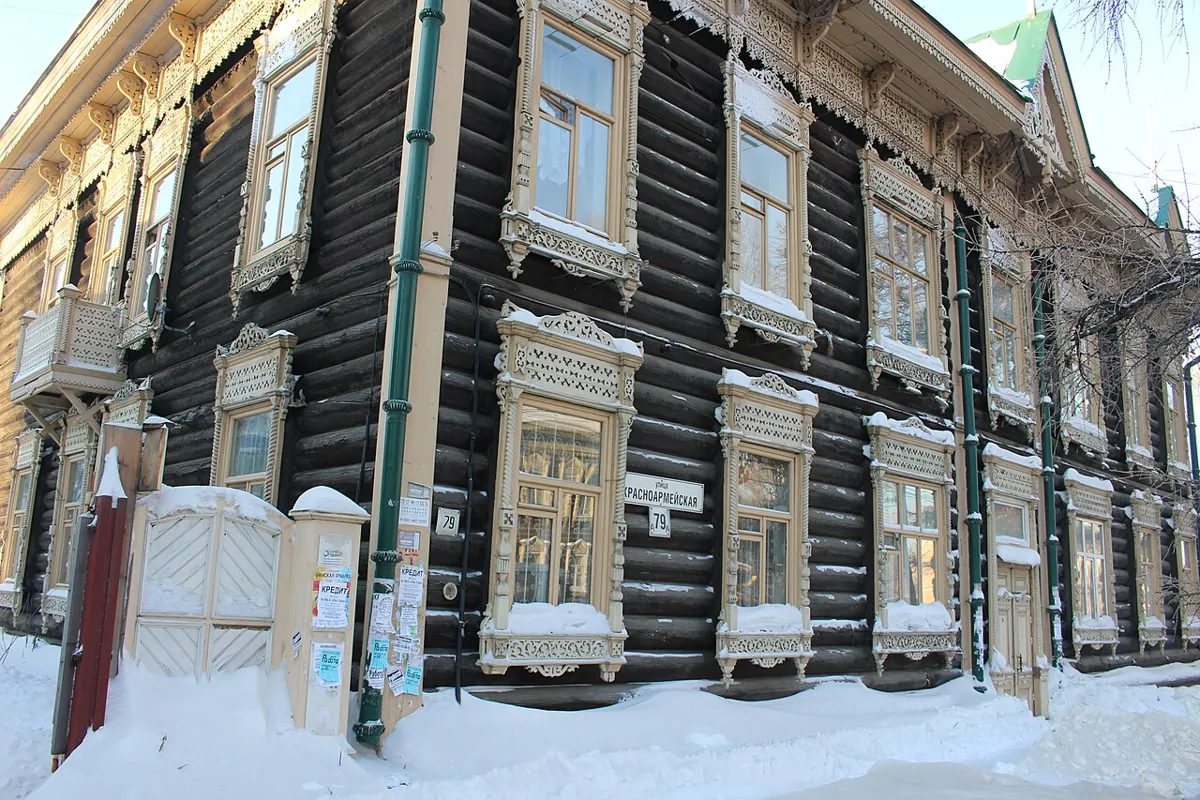 Тематическая фотография к рубрике «Материалы и окна»